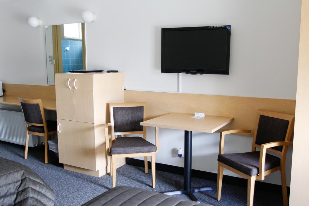 Mid City Motor Inn Queanbeyan Zewnętrze zdjęcie